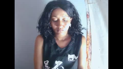 christine213 online show from 11/08/25, 12:44