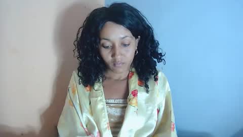 christine213 online show from 11/09/25, 06:33