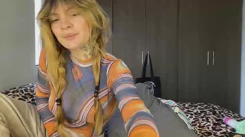 Val riess -- Instagram free online show from 10/01/25, 09:10