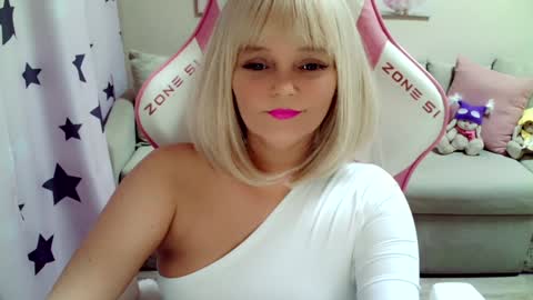 Christi online show from 12/29/24, 08:33