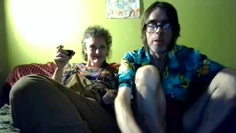 Snapshot of christophe_73 chatting on 07/19/26, 03:43 Chris online show from 07/19/26, 03:43