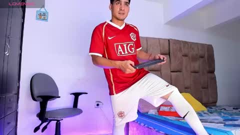 christopher online show from 04/18/26, 09:04