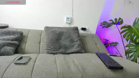 Christopher online show from 12/24/24, 12:11