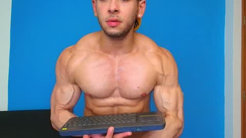 Snapshot of christopher_w chatting on 12/15/24, 01:02 Christopher online show from 12/15/24, 01:02