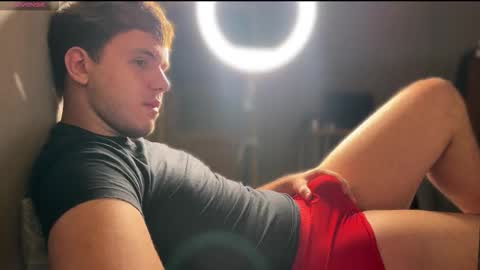 Snapshot of christophertan chatting on 09/18/25, 05:04 Christopher online show from 09/18/25, 05:04