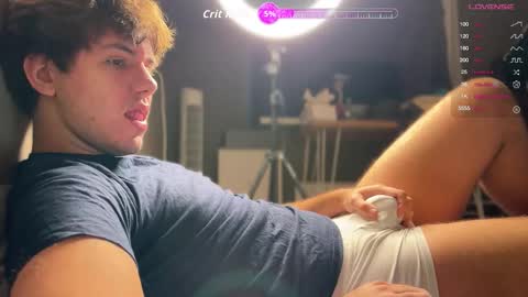 Snapshot of christophertan chatting on 11/20/25, 11:43 Christopher online show from 11/20/25, 11:43