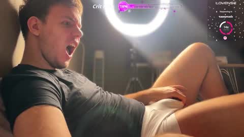 Snapshot of christophertan chatting on 01/09/26, 11:46 Christopher online show from 01/09/26, 11:46