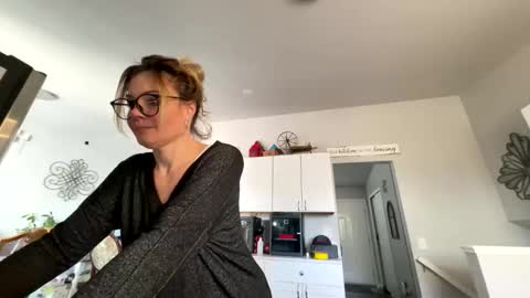 Christy Stevens online show from 04/20/26, 03:48