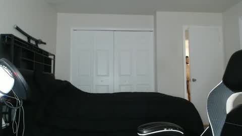 Snapshot of chrisvacherx chatting on 05/05/26, 09:23 ChrisVacherx online show from 05/05/26, 09:23
