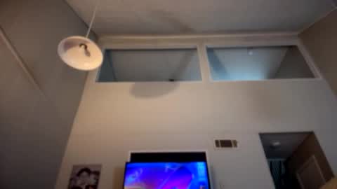 chriswells062590 online show from 06/07/26, 06:00