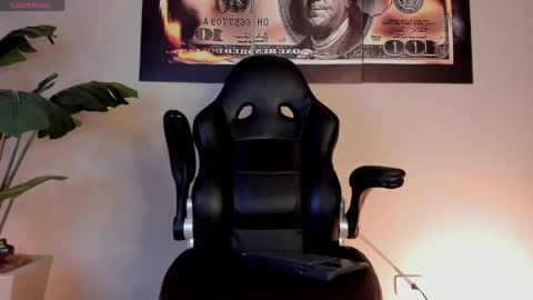 chrizmacgregor online show from 04/21/26, 01:42