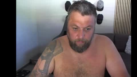 Chrizz online show from 09/19/25, 08:27