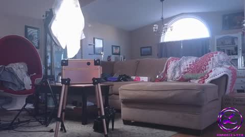 Snapshot of chroniclove chatting on 12/05/24, 10:01 Marley online show from 12/05/24, 10:01