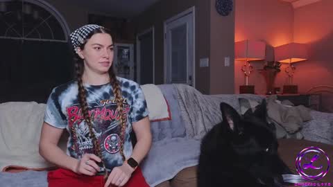 Snapshot of chroniclove chatting on 02/05/25, 02:29 Marley online show from 02/05/25, 02:29