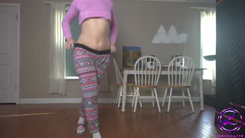 Snapshot of chroniclove chatting on 03/10/25, 11:06 Marley online show from 03/10/25, 11:06