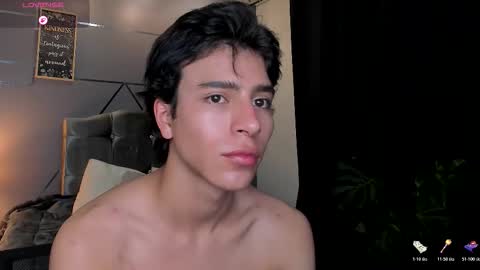 Snapshot of chrristopher77 chatting on 11/06/25, 03:57 chrristopher77 online show from 11/06/25, 03:57