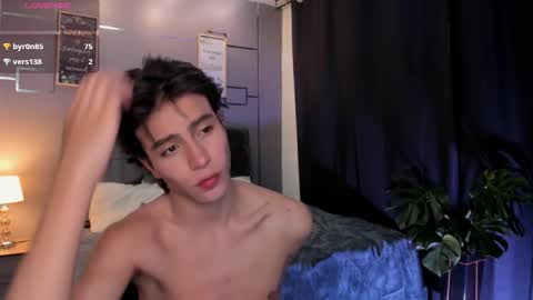 Snapshot of chrristopher77 chatting on 11/11/25, 05:46 chrristopher77 online show from 11/11/25, 05:46