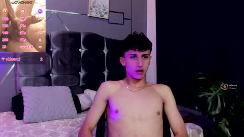 Snapshot of chrristopher77 chatting on 12/15/25, 08:29 chrristopher77 online show from 12/15/25, 08:29