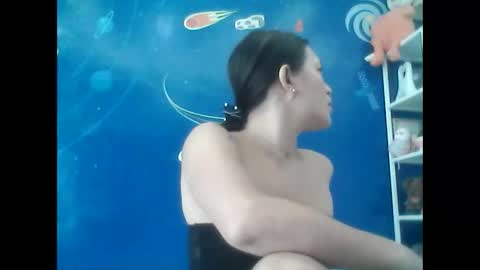 Ur Suraya22 online show from 10/01/25, 01:00