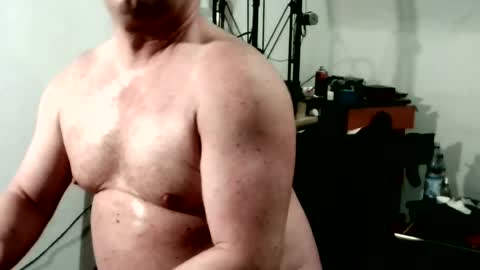 Snapshot of chubbybelly80 chatting on 08/06/26, 12:45 Corviglia online show from 08/06/26, 12:45