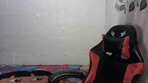 chubbycheeks27 online show from 04/19/26, 04:17