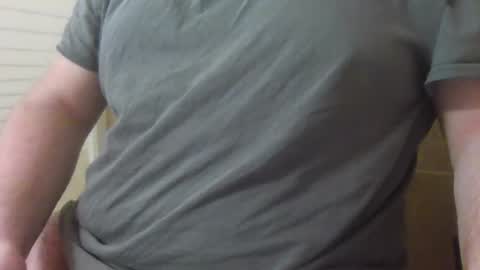 Snapshot of chubbycub14 chatting on 05/03/26, 04:57 chubbycub14 online show from 05/03/26, 04:57