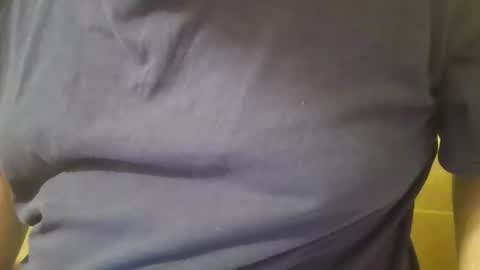 Snapshot of chubbycub14 chatting on 05/19/26, 04:30 chubbycub14 online show from 05/19/26, 04:30