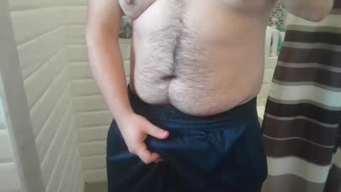 Snapshot of chubbycub14 chatting on 06/05/26, 05:18 chubbycub14 online show from 06/05/26, 05:18