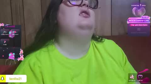 Snapshot of chubbydevil22 chatting on 02/03/26, 09:20 kenli online show from 02/03/26, 09:20