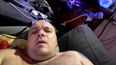 chubbyman40 online show from 11/30/25, 05:44