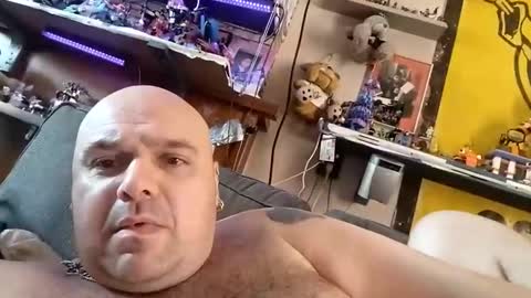 Snapshot of chubbyman43 chatting on 06/02/26, 08:38 chubbyman43 online show from 06/02/26, 08:38