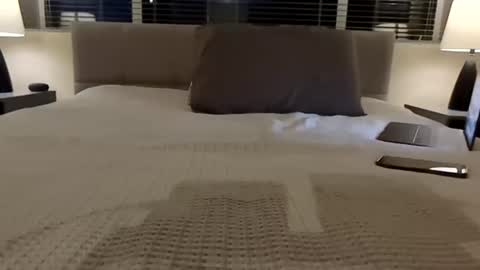 AstorYvr online show from 07/22/26, 05:10
