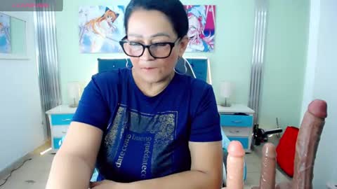 Snapshot of chubymature_ chatting on 07/08/26, 02:21 Lulu online show from 07/08/26, 02:21