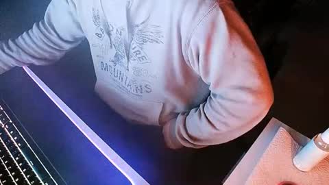 Snapshot of chucky606 chatting on 01/11/25, 06:54 chucky606 online show from 01/11/25, 06:54