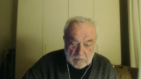 Snapshot of ciaoamoremio4 chatting on 02/13/25, 12:13 ciaoamoremio4 online show from 02/13/25, 12:13