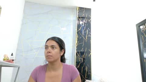Snapshot of ciara_connor chatting on 06/02/26, 04:03 ... ... online show from 06/02/26, 04:03