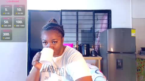 ciaraebonyxxx online show from 02/14/25, 08:21