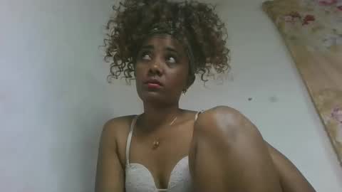 Snapshot of ciciazzhh chatting on 03/12/26, 05:57 ciciazzhh online show from 03/12/26, 05:57