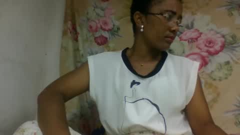 Snapshot of ciciazzhh chatting on 03/24/26, 12:32 ciciazzhh online show from 03/24/26, 12:32