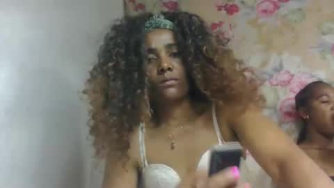 Snapshot of ciciazzhh chatting on 03/26/26, 02:55 ciciazzhh online show from 03/26/26, 02:55