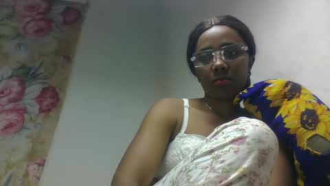 Snapshot of ciciazzhh chatting on 03/31/26, 09:21 ciciazzhh online show from 03/31/26, 09:21