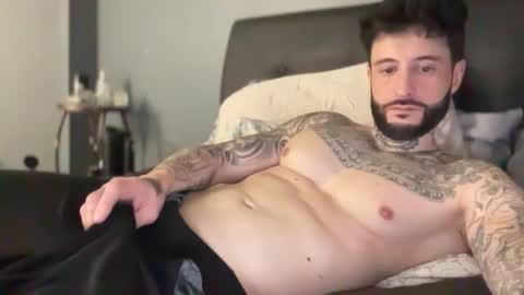 Snapshot of cicigetthe85 chatting on 02/03/26, 03:37 cicigetthe85 online show from 02/03/26, 03:37