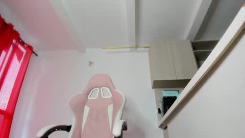 Sara INSTAGRAM SARARENDON7798 online show from 12/12/24, 11:40