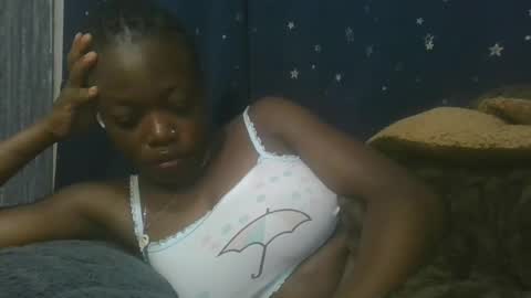 Snapshot of cilia_petite chatting on 02/16/25, 06:10 cilia petite online show from 02/16/25, 06:10