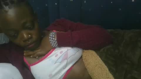 Snapshot of cilia_petite chatting on 02/20/25, 12:41 cilia petite online show from 02/20/25, 12:41