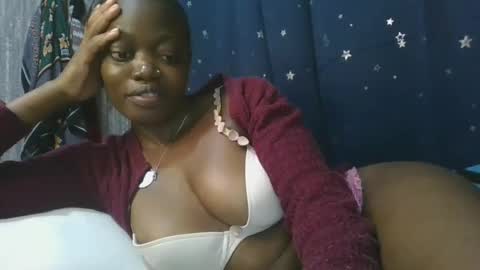 Snapshot of cilia_petite chatting on 02/21/25, 07:10 cilia petite online show from 02/21/25, 07:10