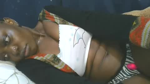 Snapshot of cilia_petite chatting on 10/24/25, 05:04 cilia petite online show from 10/24/25, 05:04