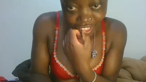 cilia petite online show from 12/17/25, 02:34