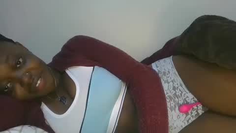 cilia petite online show from 12/22/25, 07:49