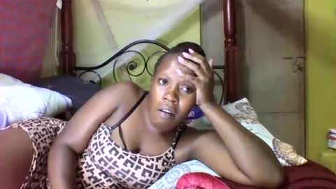 Snapshot of cinddy_14 chatting on 12/24/24, 06:39 cinddy 14 online show from 12/24/24, 06:39